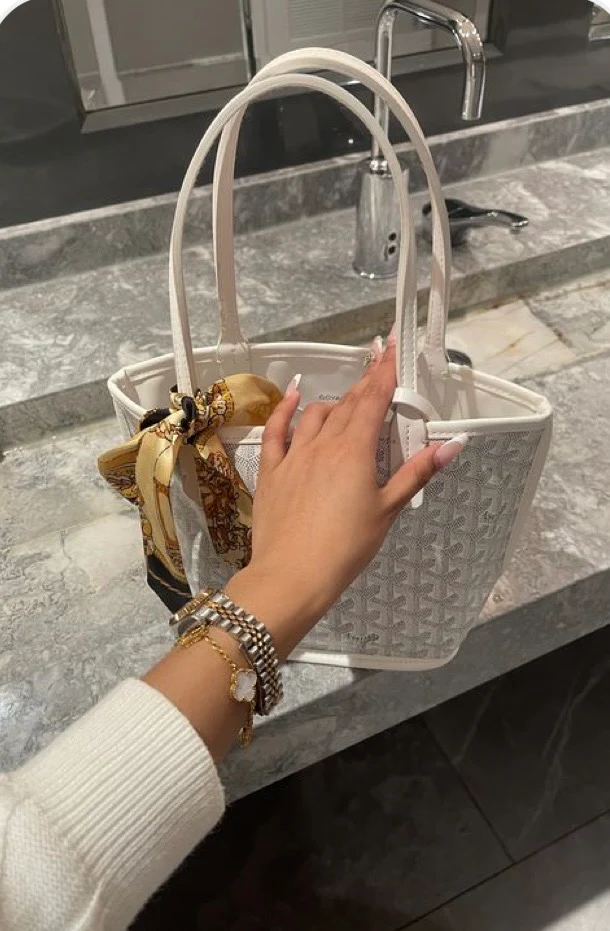 Goyard Tote Bag - White-Medium (With Pouch)